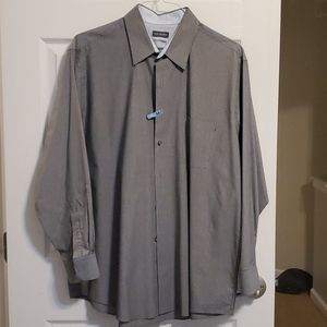 Men's dress shirt